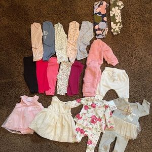 24 pieces lot of baby girls clothes 0-3 months